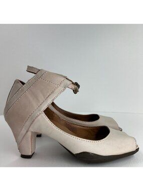 Sergio Tomani Leather Peep Toe Pump Heels  Sz 37 US 6.5 Buckle Ankle Strap Beige